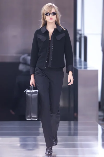 Look 19